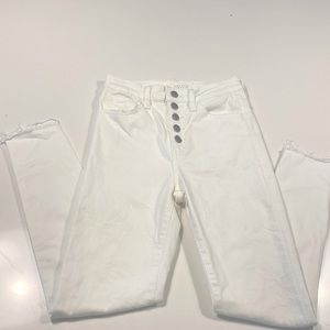 White Button Fly High Waist Skinny Jean with Frayed Hem